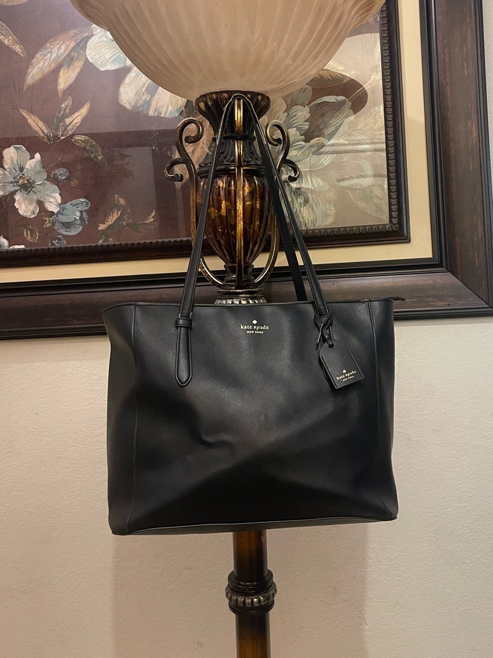 Kate Spade please check all picture of condition